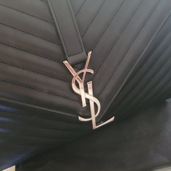 Authentic YSL Large Envelope Flap Silver Chain Handbag - Picture 5 of 8